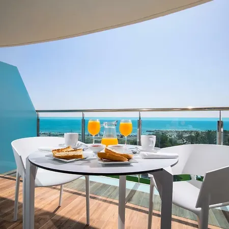 מלון דירות Sea Experience 4*